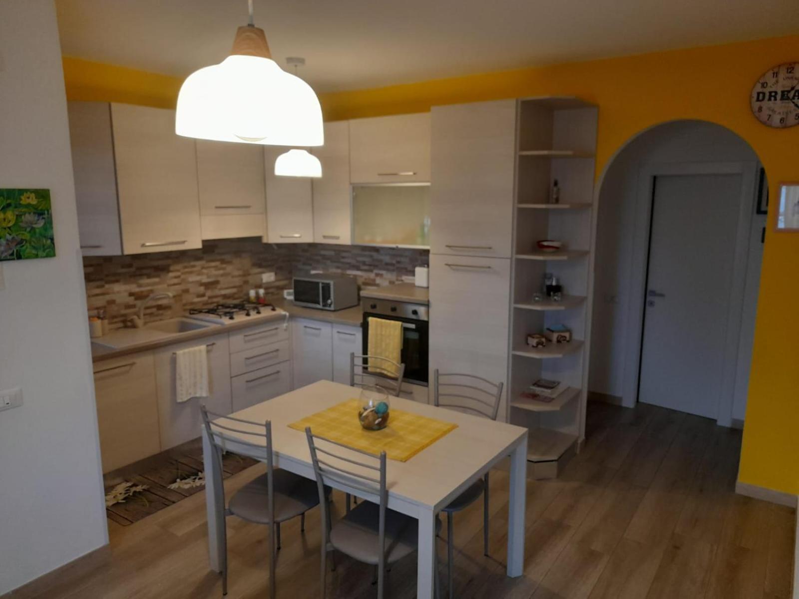 Citrus Apartment Brenzone Kültér fotó